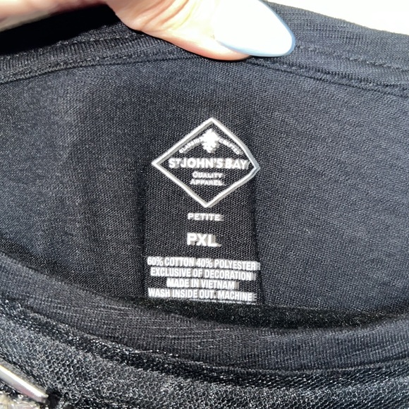 Bejeweled Collar Short Sleeve Tee - Picture 4 of 4